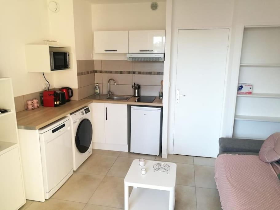 Joli Studio A Sanary-Sur-Mer Bagian luar foto